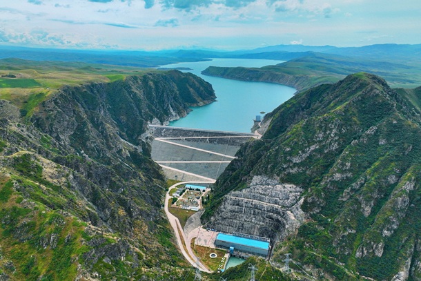 2.1.图为新疆电力吉林台一级水电站